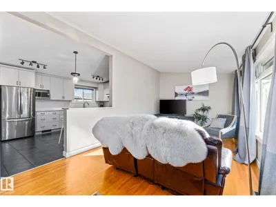9107 58 ST NW NW photo 4