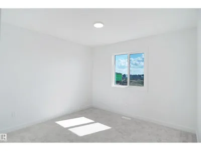 74 Legacy WY photo 31