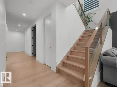 1107 150 AV NW photo 14