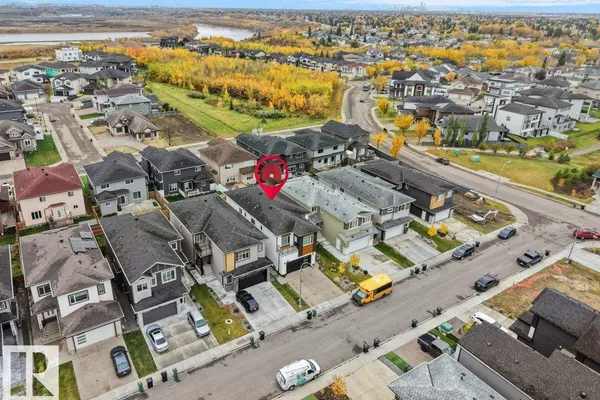 1107 150 AV NW photo 3