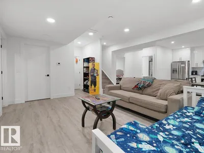 1107 150 AV NW photo 57