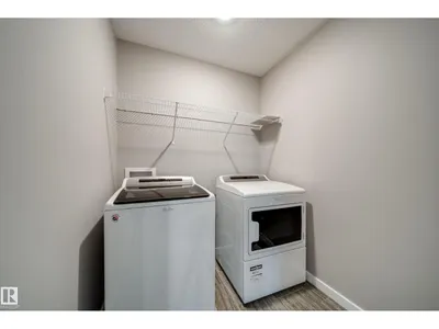 15927 13 AV SW photo 27
