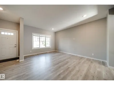 15927 13 AV SW photo 10