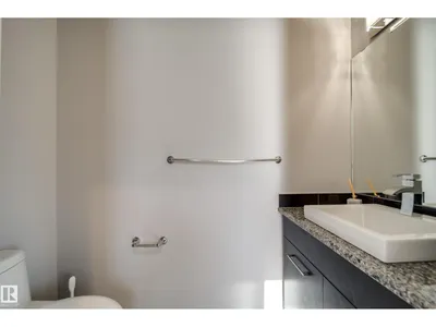 15927 13 AV SW photo 23