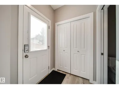15927 13 AV SW photo 22