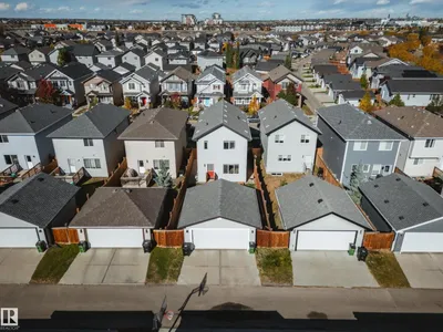 15927 13 AV SW photo 50