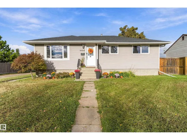 16166 110 A AV NW NW, Edmonton