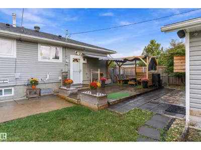 16166 110 A AV NW NW photo 41
