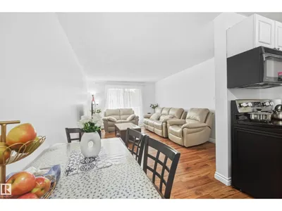#305 10811 115 ST NW photo 8