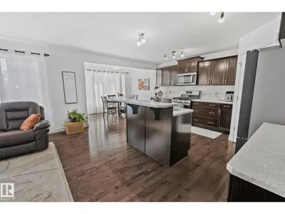 1115 61 ST SW photo 16