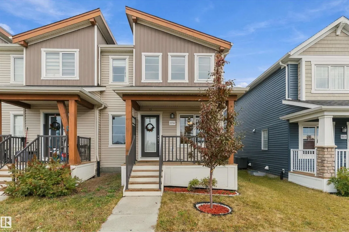 20704 19 AV NW NW exterior