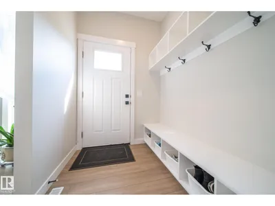 9111 65 AV NW photo 35