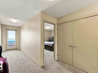1416 26 AV NW photo 15