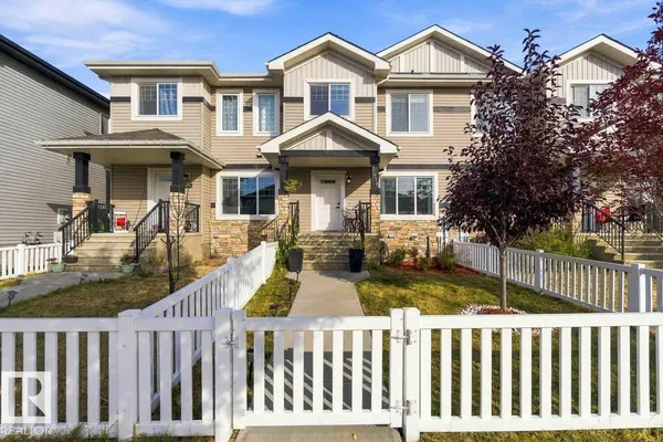 1416 26 AV NW photo 2