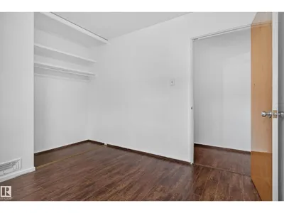 5504 105 AV NW photo 36