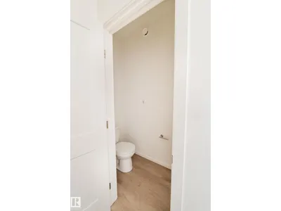 7694 174A AV NW photo 15