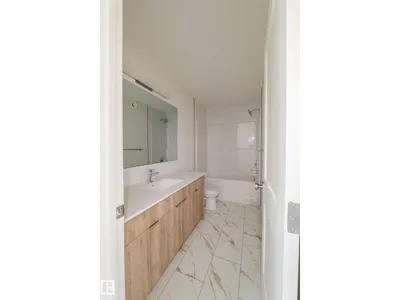 7694 174A AV NW photo 37