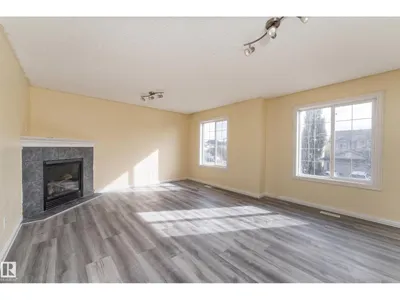 8910 7 AV SW photo 39