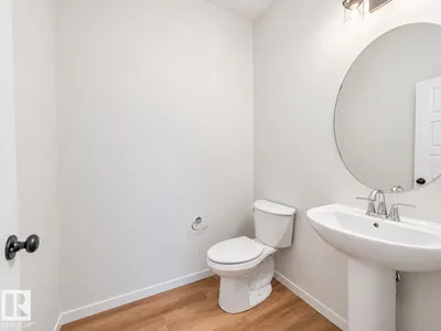 19552 30 AV NW photo 19
