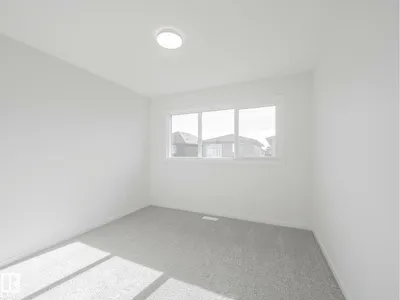 2515 211 ST NW photo 39