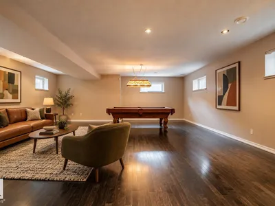 11122 52 ST NW photo 45