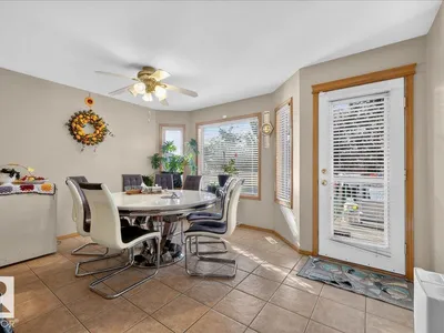 7923 161 AV NW photo 18