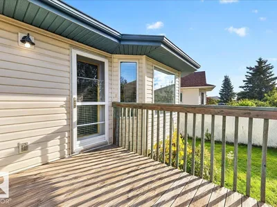 7923 161 AV NW photo 58