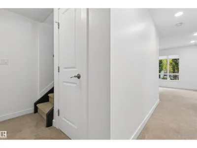 #203 9720 106 ST NW photo 32