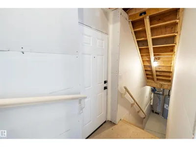 634 176 AV NE photo 34