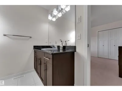 1517 27 AV NW photo 28