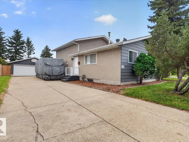 6703 32 AV NW, Edmonton