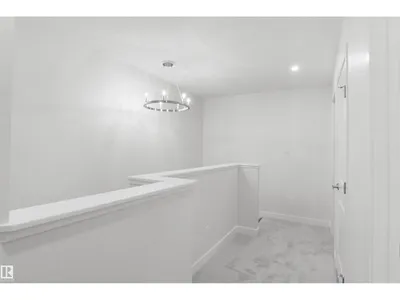 508 176 AV NE photo 19