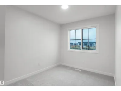 508 176 AV NE photo 23