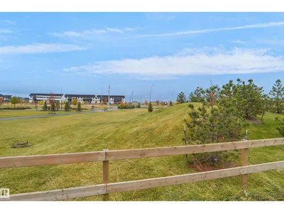 508 176 AV NE photo 31