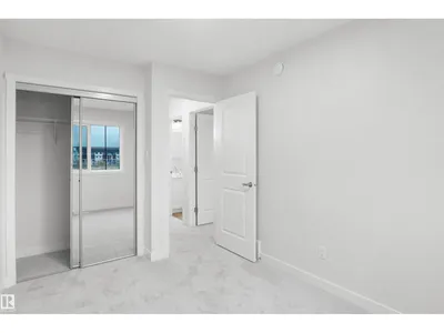 508 176 AV NE photo 27