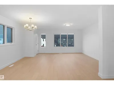633 176 AV NE photo 8