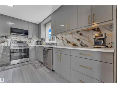 2416 35 ST NW photo 12