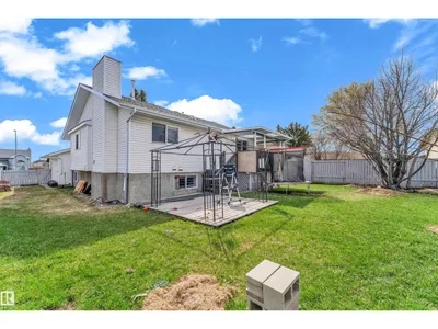 2416 35 ST NW photo 31