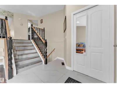 2416 35 ST NW photo 6
