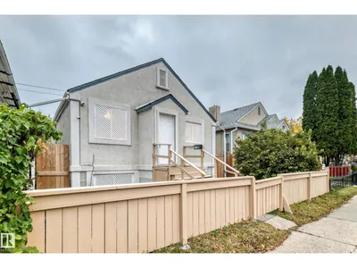 11014 95 ST NW photo 52
