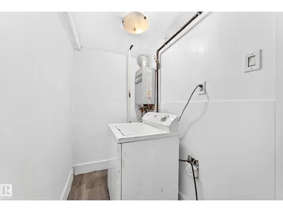 11014 95 ST NW photo 43