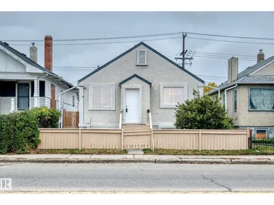 11014 95 ST NW photo 50