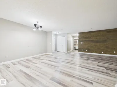 #102 16221 95 ST NW photo 8