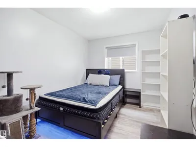 714 87 Street SW photo 25