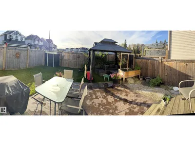 19 Halladay BV photo 13