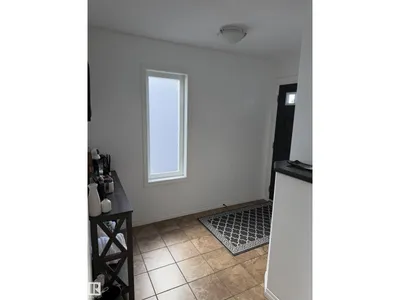 19 Halladay BV photo 15