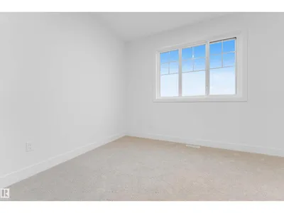 22538 83A AV NW photo 31