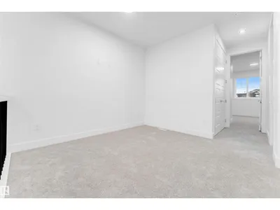 22538 83A AV NW photo 26