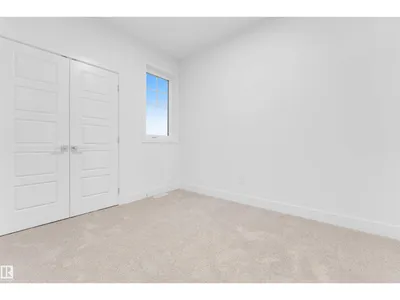 22538 83A AV NW photo 29