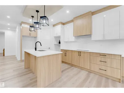 22538 83A AV NW photo 19